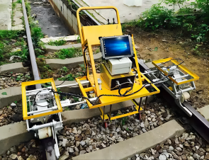 Xingtac加固平板電腦T1207在手動式軌道探傷儀上的應(yīng)用